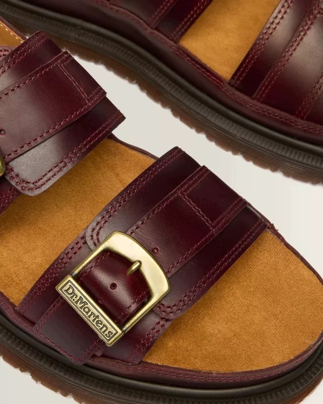 Dr. Martens San Two Strap Sandały Skórzane Orleans Cherry Red r.42 43452600 - obrazek 6