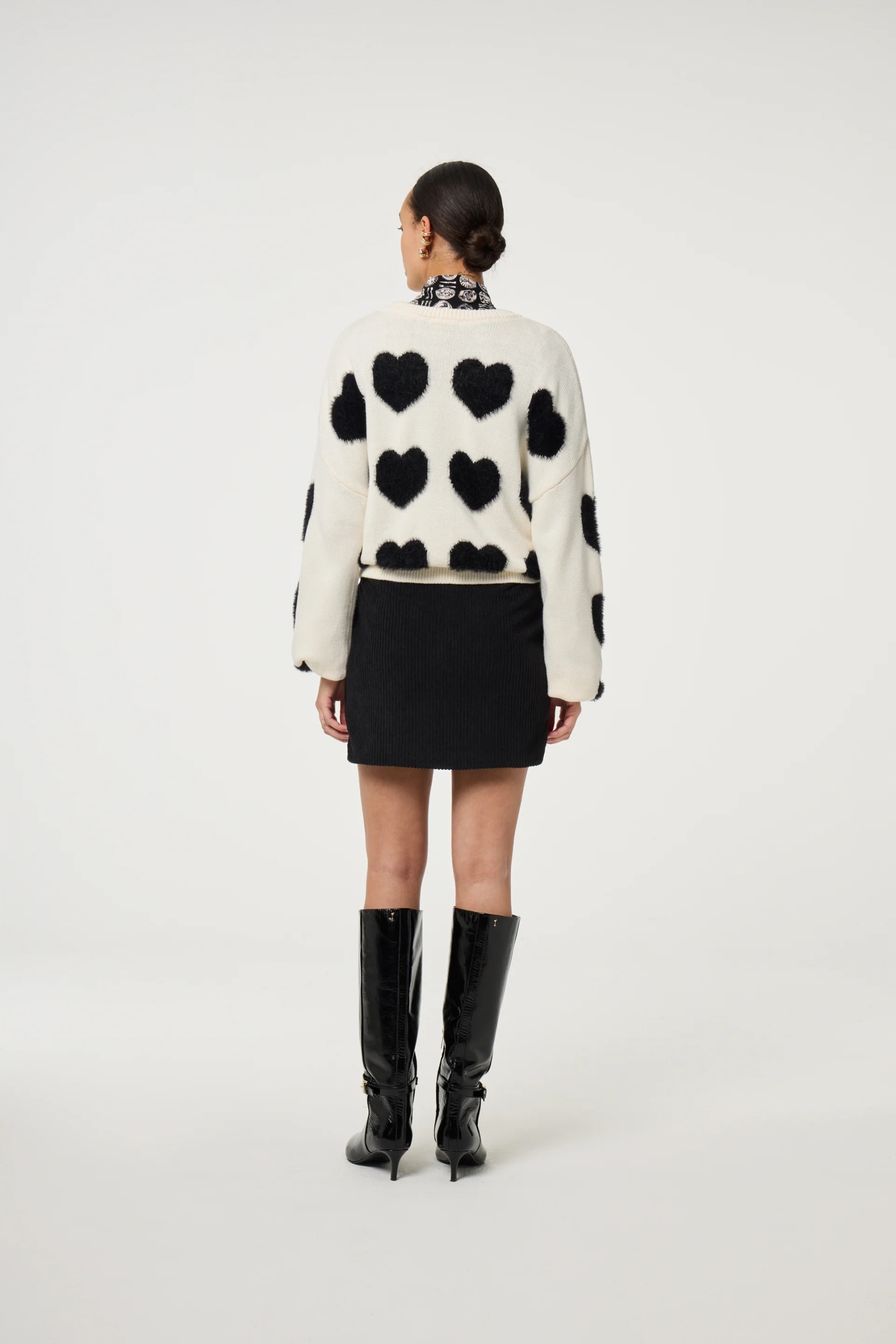 Sweter w serduszka Fabienne Chapot Roz L - obrazek 3