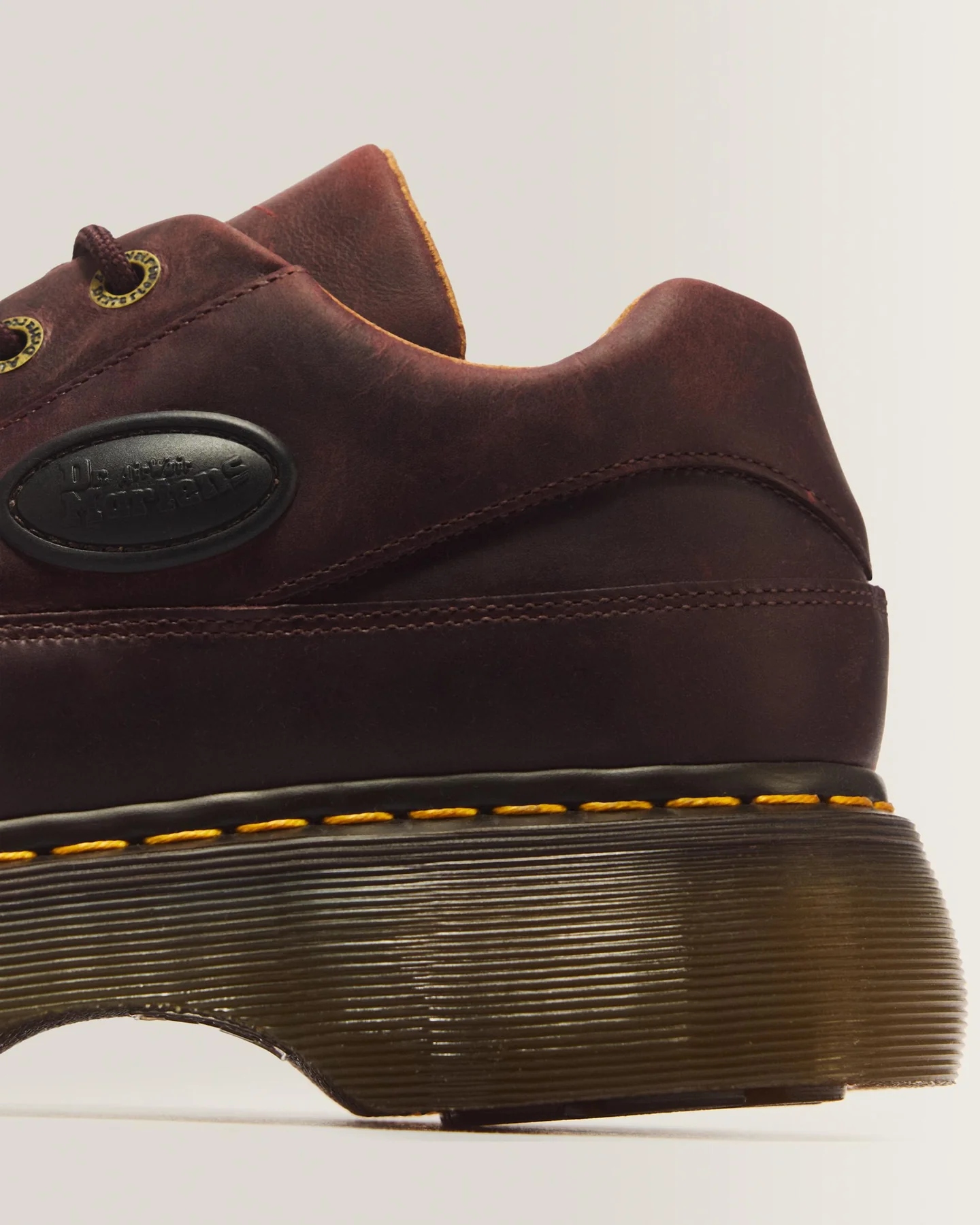 Dr. Martens Buzz 5 Eye Crazy Horse Półbuty Skórzane Cherry Red r.37 - obrazek 7